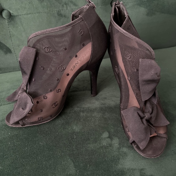 Chanel CC Mesh Open Toe Bow tie Ankle Booties 39 1/2 EU - Picture 2 of 5